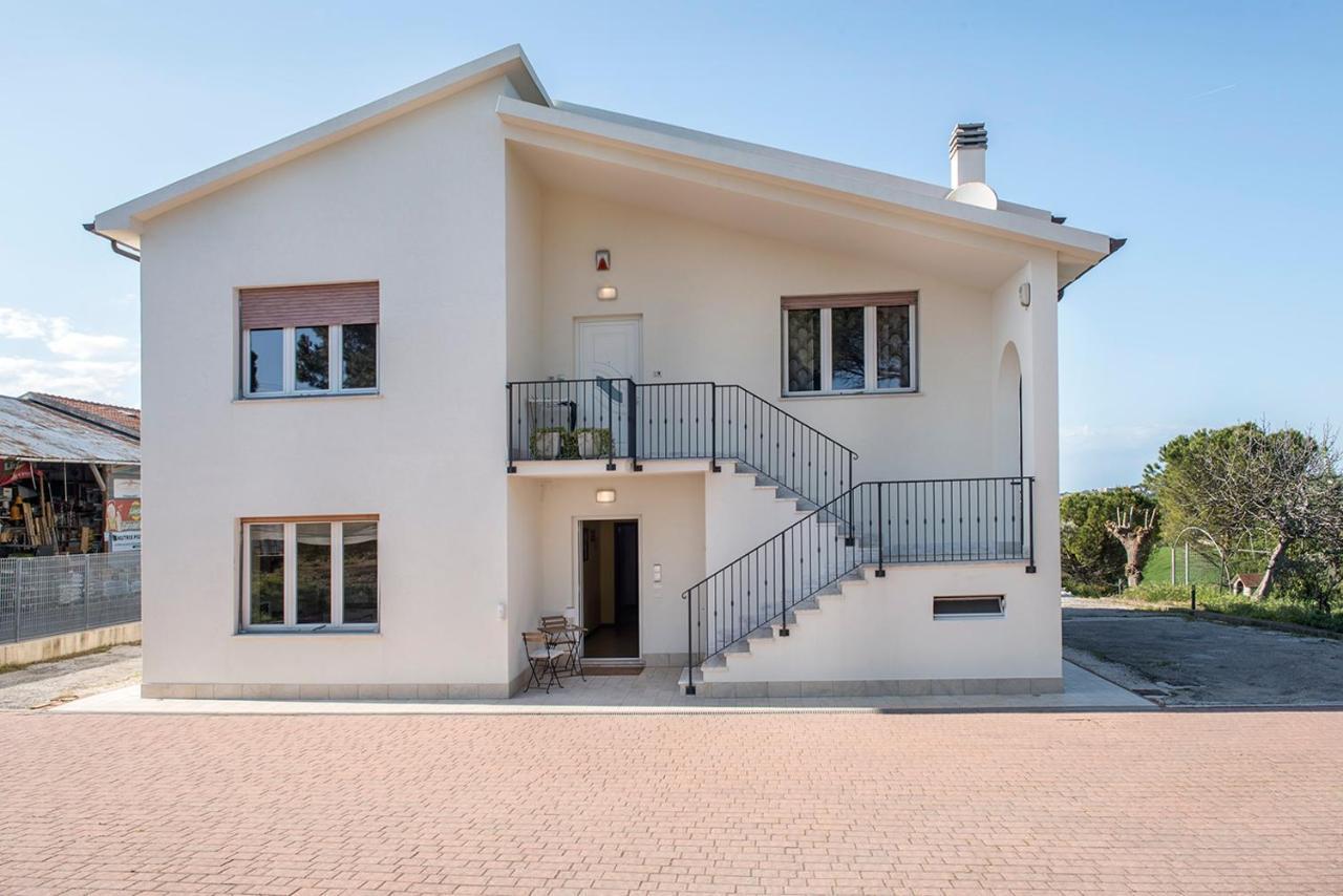 A11 - Varano, Delizioso Trilocale Con Giardino อังโกนา ภายนอก รูปภาพ