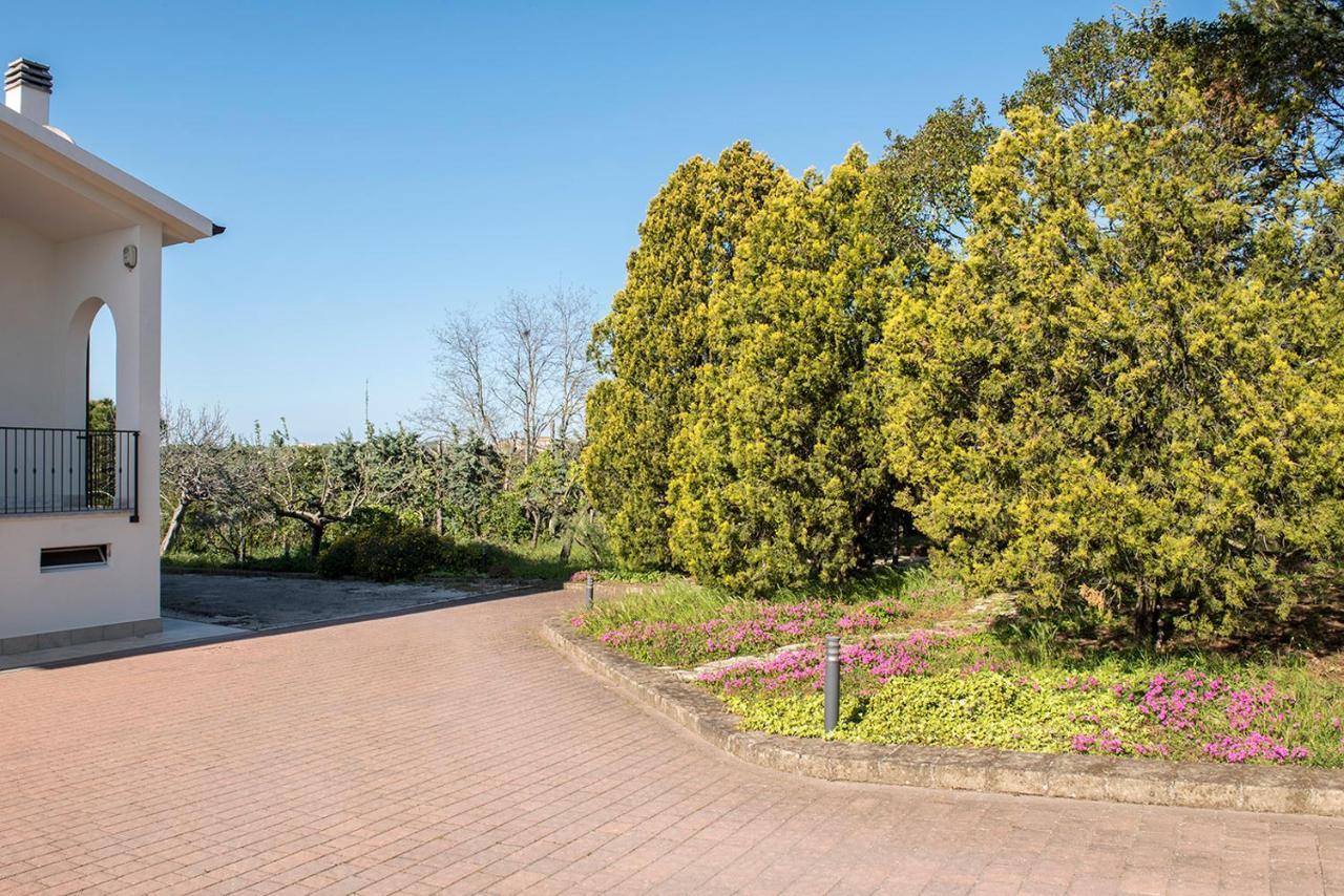A11 - Varano, Delizioso Trilocale Con Giardino อังโกนา ภายนอก รูปภาพ